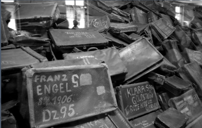 Auschwitz Small Group Tour from Warsaw with Pick-up and Lunch - Image 2